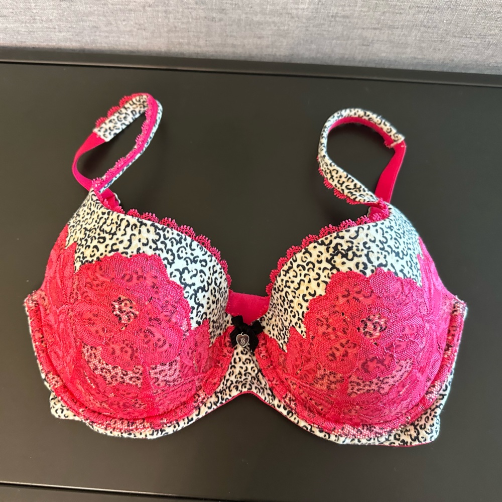 Victoria’s Secret Body by Victoria Bra